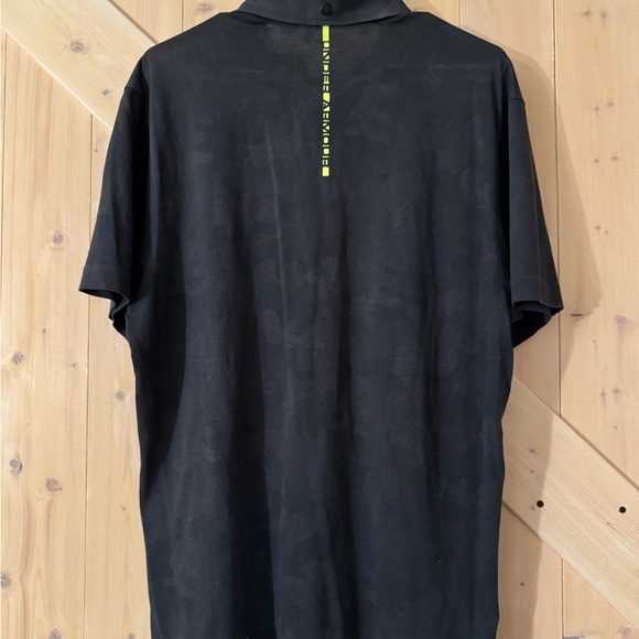 Under Armour Men's Camo Polo Shirt - Picture 2 of 3